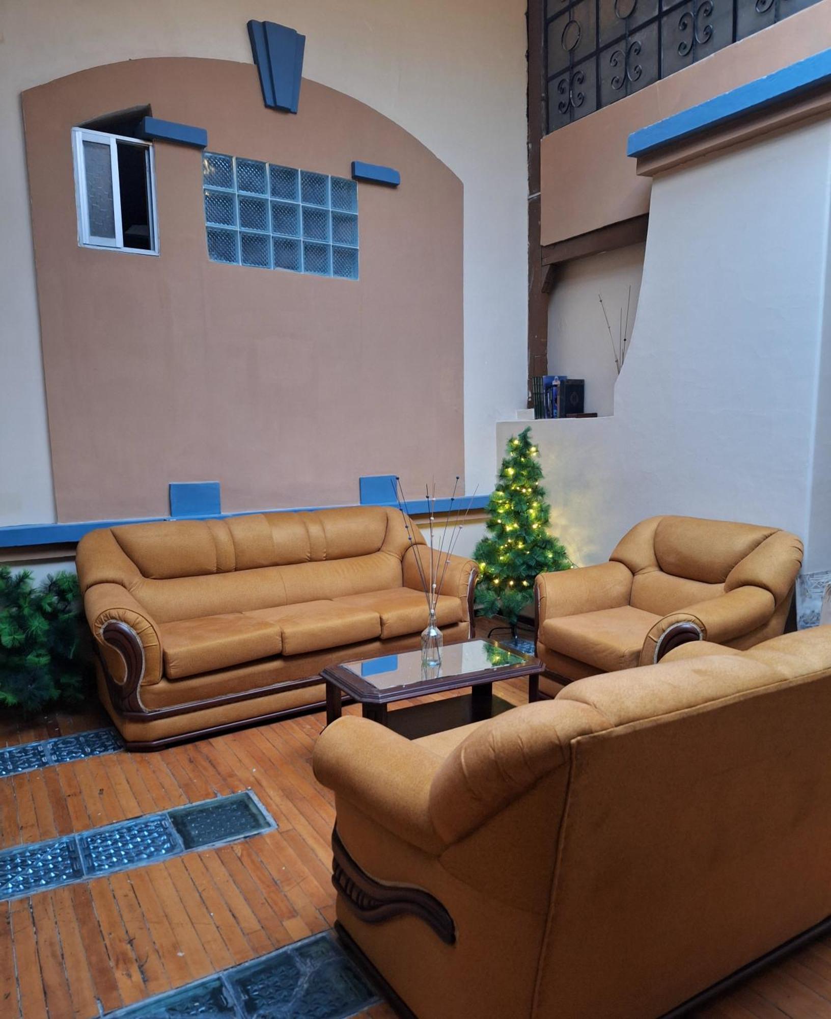 The Travel House Hotel Quito Buitenkant foto