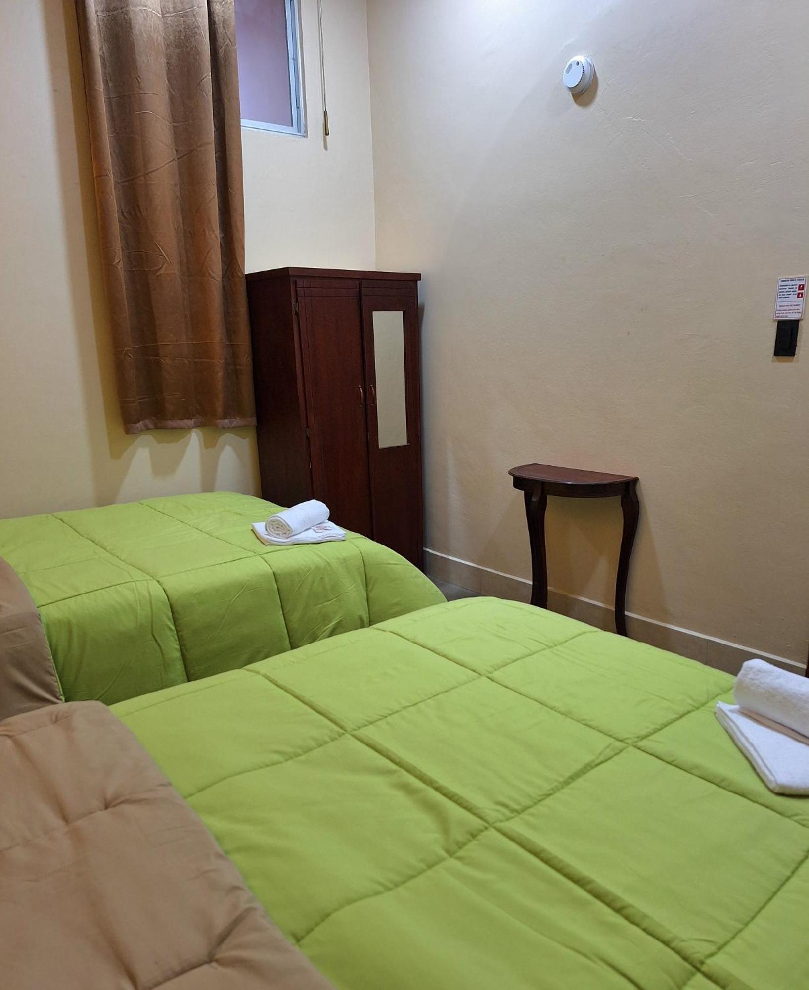 The Travel House Hotel Quito Buitenkant foto