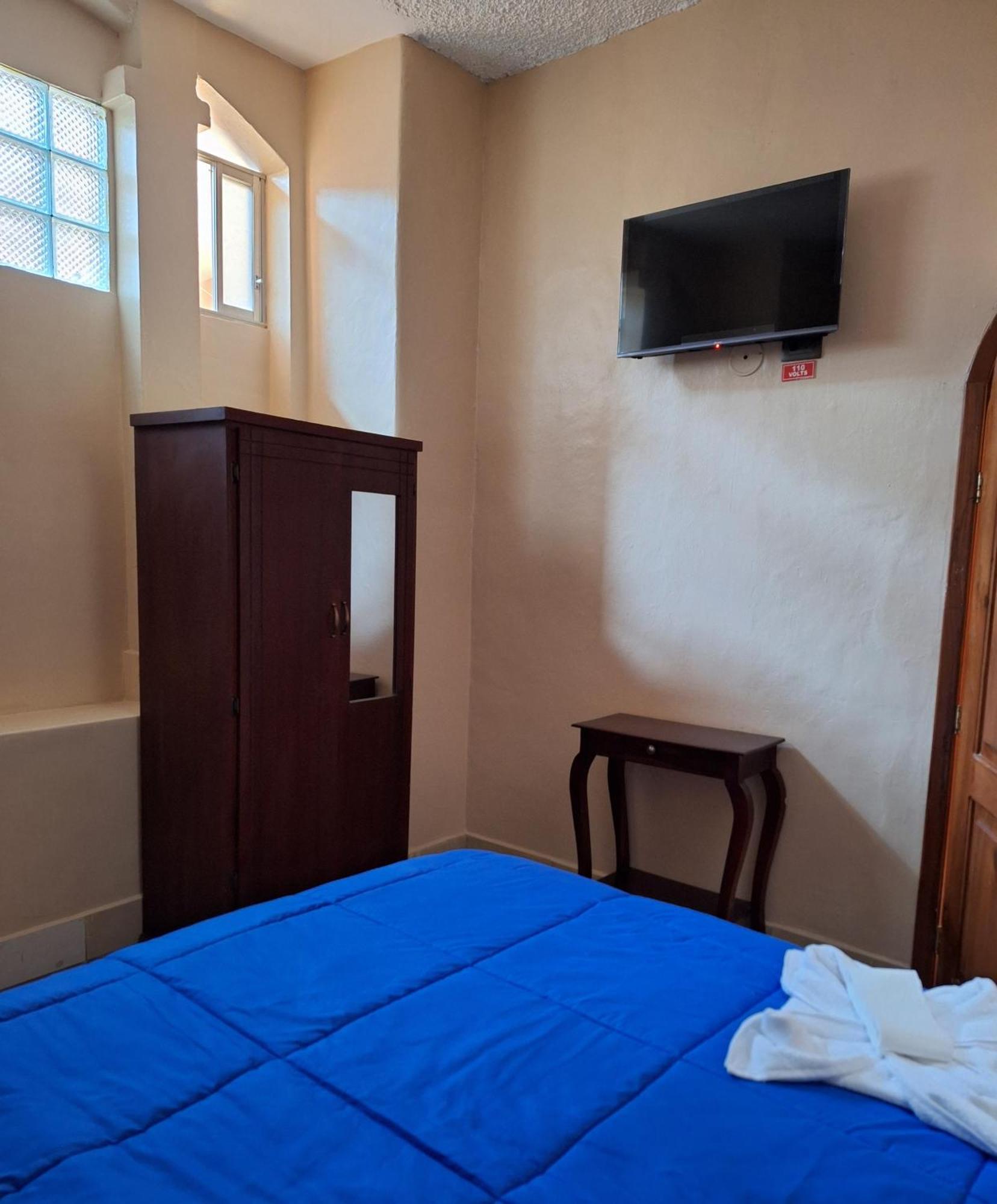 The Travel House Hotel Quito Buitenkant foto