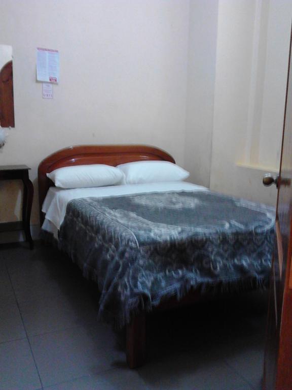 The Travel House Hotel Quito Buitenkant foto